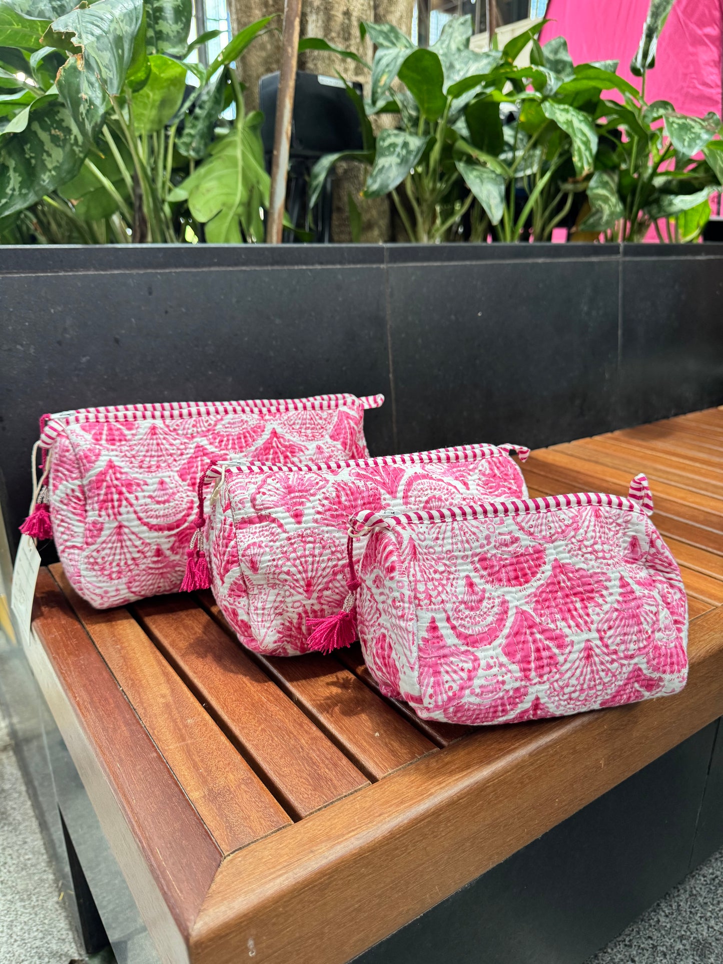 HANDBLOCK COTTON POUCH - S. M. L