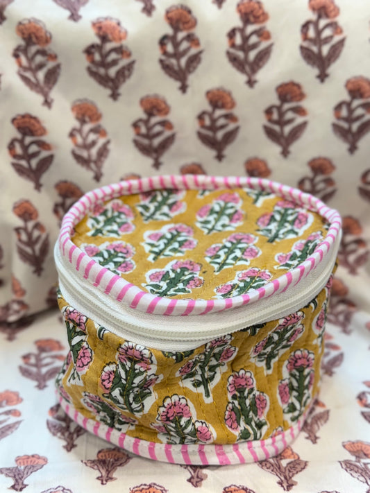 ROUND HANDBLOCK COTTON POUCH