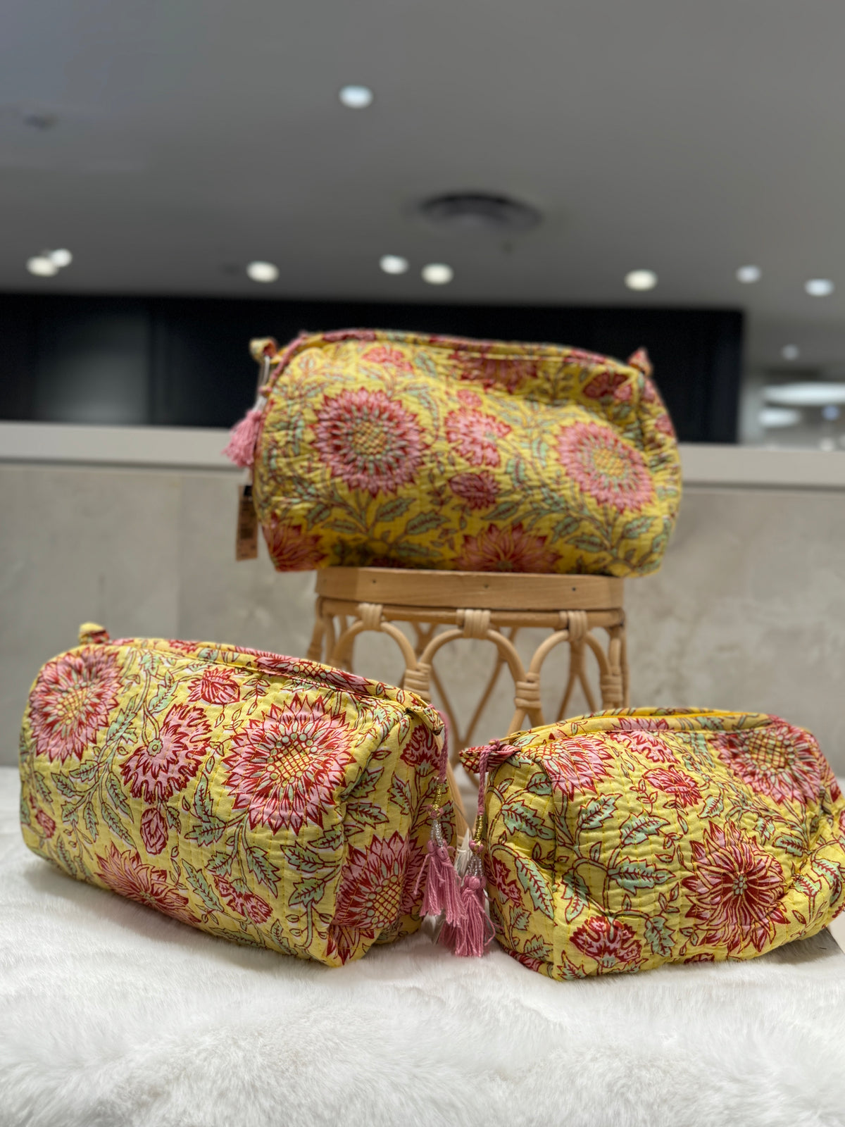 Handblock Pouch I Yellow Floral