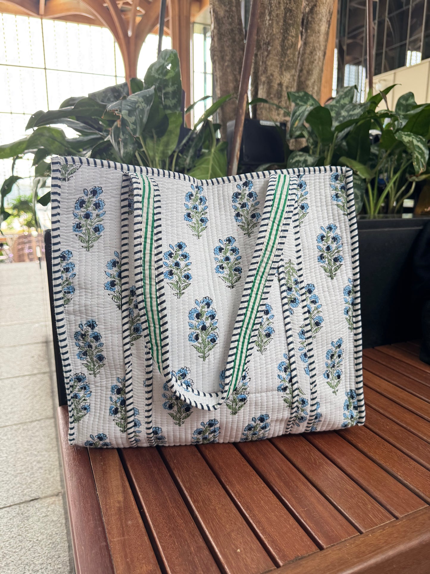 MID SIZE HANDBLOCK COTTON BAG