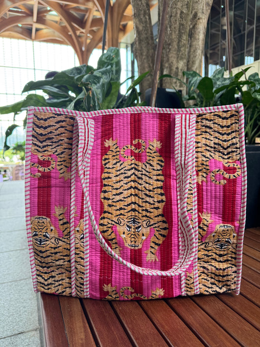 MID SIZE HANDBLOCK COTTON BAG