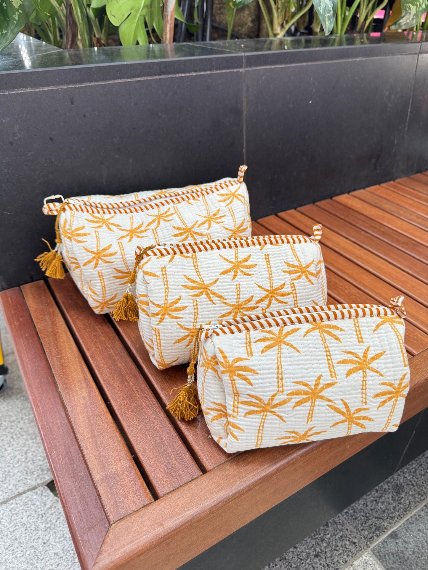 HANDBLOCK COTTON POUCH - S. M. L